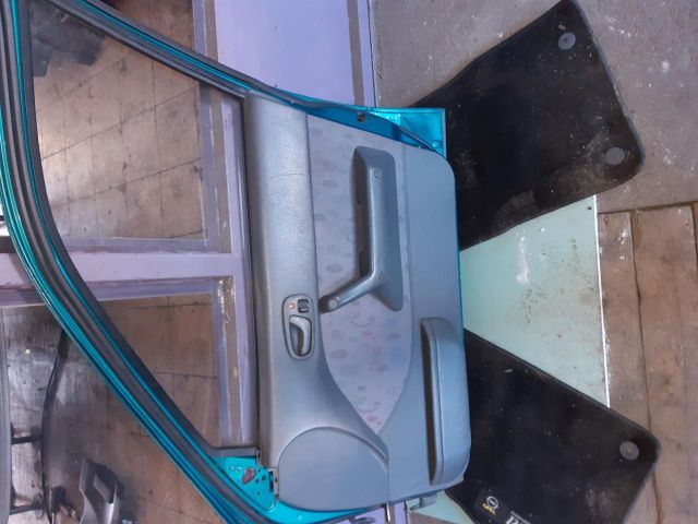 bontott SUZUKI SWIFT II Jobb első Ajtó (Üres lemez)