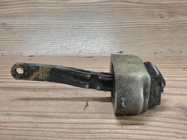 bontott SUZUKI SWIFT II Jobb első Ajtóhatároló