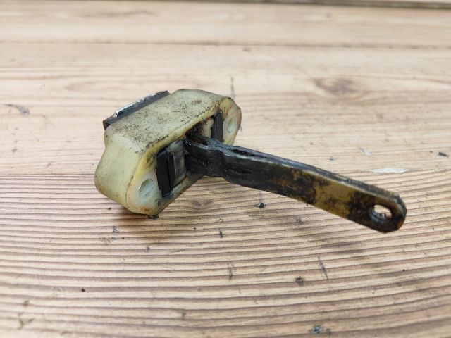 bontott SUZUKI SWIFT II Jobb első Ajtóhatároló