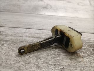 bontott SUZUKI SWIFT II Jobb első Ajtóhatároló