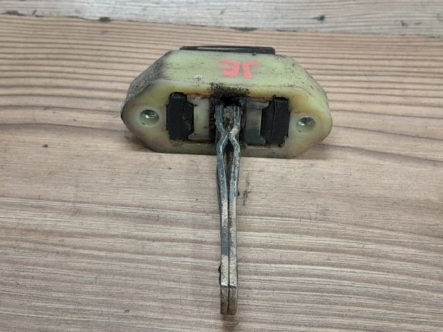 bontott SUZUKI SWIFT II Jobb első Ajtóhatároló