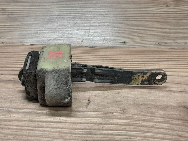 bontott SUZUKI SWIFT II Jobb első Ajtóhatároló