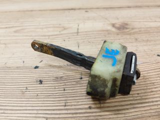 bontott SUZUKI SWIFT II Jobb első Ajtóhatároló