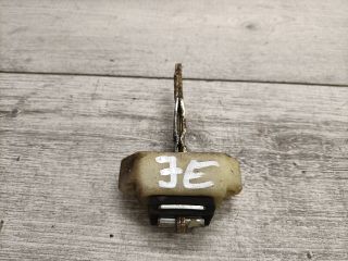 bontott SUZUKI SWIFT II Jobb első Ajtóhatároló