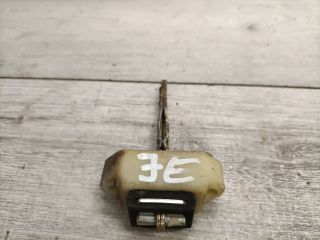 bontott SUZUKI SWIFT II Jobb első Ajtóhatároló