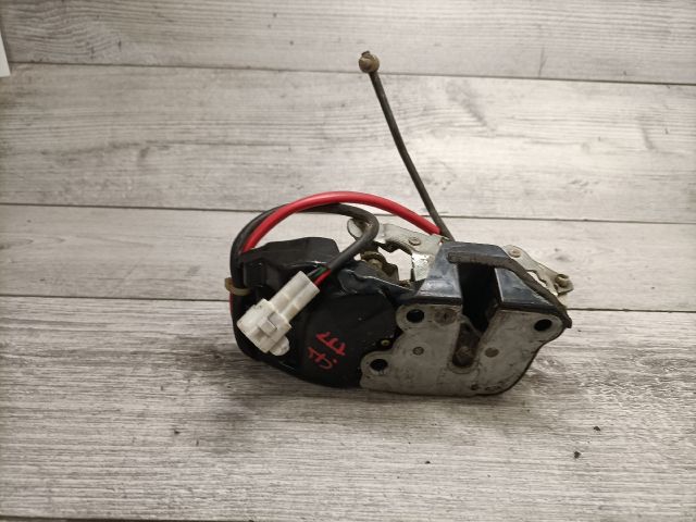 bontott SUZUKI SWIFT II Jobb első Ajtózár