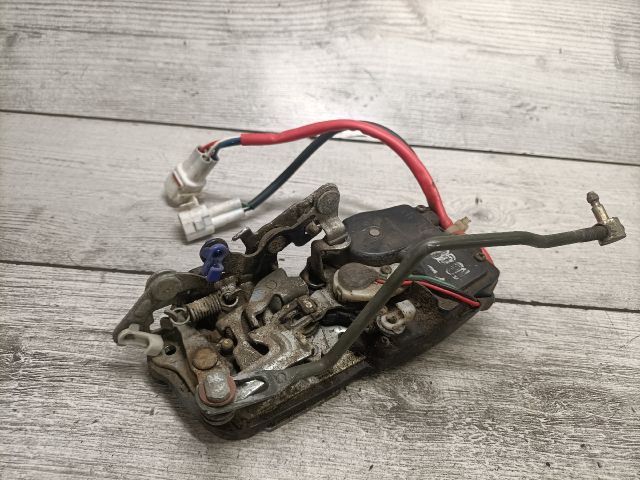 bontott SUZUKI SWIFT II Jobb első Ajtózár