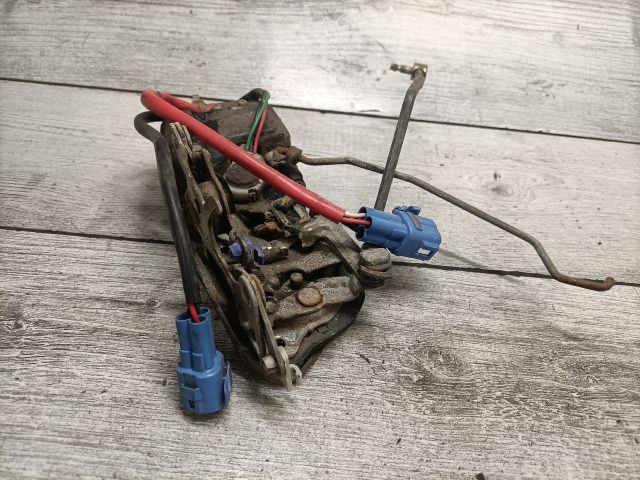 bontott SUZUKI SWIFT II Jobb első Ajtózár