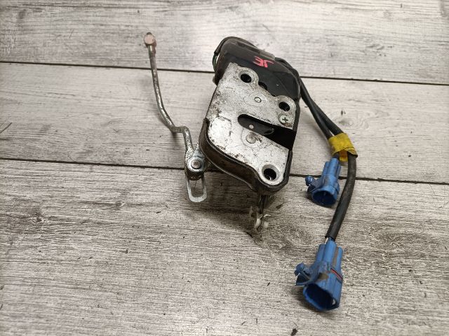 bontott SUZUKI SWIFT II Jobb első Ajtózár