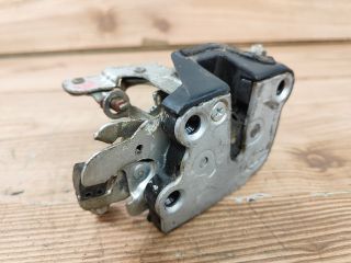 bontott SUZUKI SWIFT II Jobb első Ajtózár