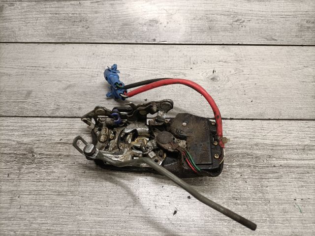 bontott SUZUKI SWIFT II Jobb első Ajtózár