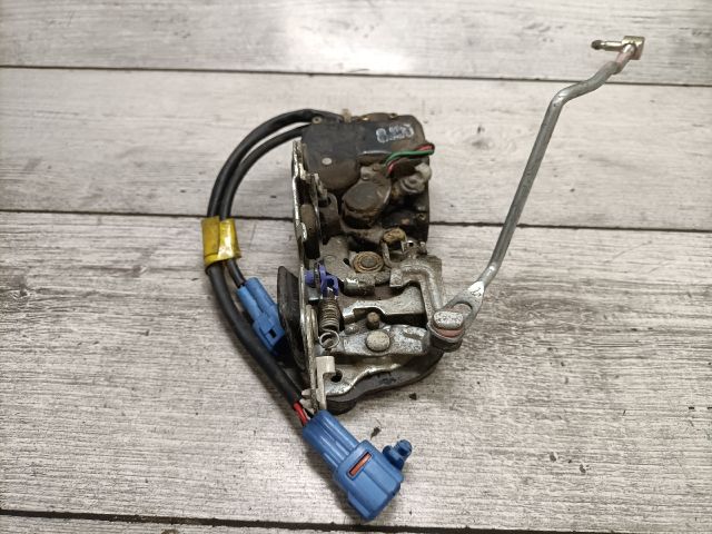 bontott SUZUKI SWIFT II Jobb első Ajtózár