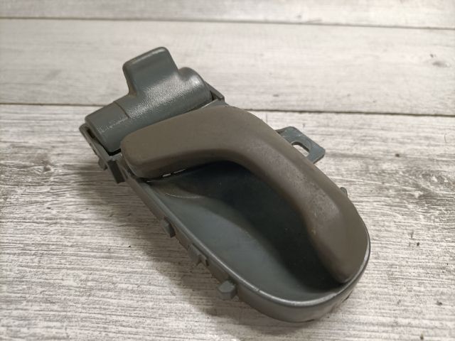 bontott SUZUKI SWIFT II Jobb első Belső Kilincs