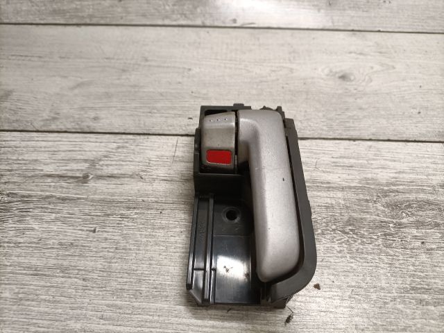 bontott SUZUKI SWIFT II Jobb első Belső Kilincs