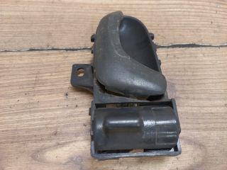 bontott SUZUKI SWIFT II Jobb első Belső Kilincs