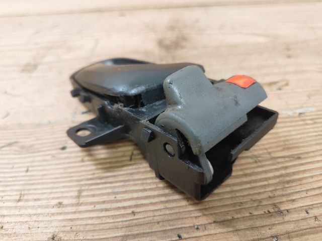 bontott SUZUKI SWIFT II Jobb első Belső Kilincs