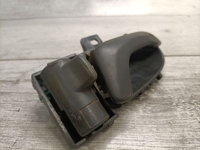 bontott SUZUKI SWIFT II Jobb első Belső Kilincs