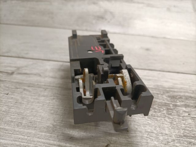 bontott SUZUKI SWIFT II Jobb első Belső Kilincs