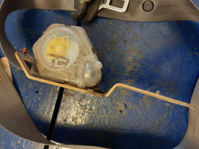 bontott SUZUKI SWIFT II Jobb első Biztonsági Öv