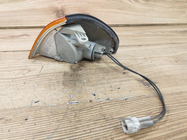 bontott SUZUKI SWIFT II Jobb első Irányjelző