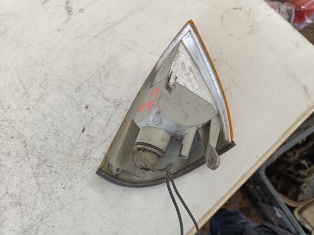 bontott SUZUKI SWIFT II Jobb első Irányjelző