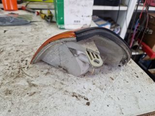 bontott SUZUKI SWIFT II Jobb első Irányjelző