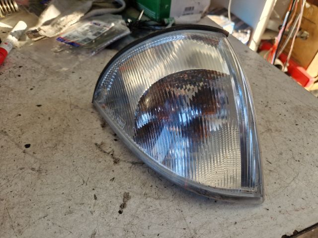 bontott SUZUKI SWIFT II Jobb első Irányjelző