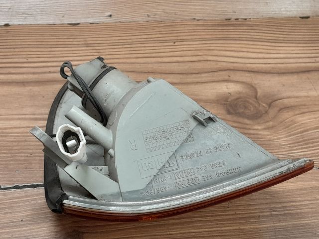 bontott SUZUKI SWIFT II Jobb első Irányjelző