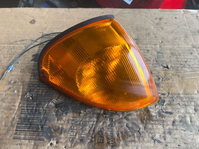 bontott SUZUKI SWIFT II Jobb első Irányjelző