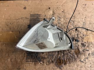 bontott SUZUKI SWIFT II Jobb első Irányjelző