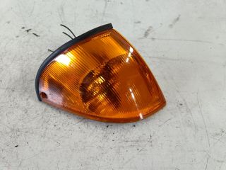 bontott SUZUKI SWIFT II Jobb első Irányjelző