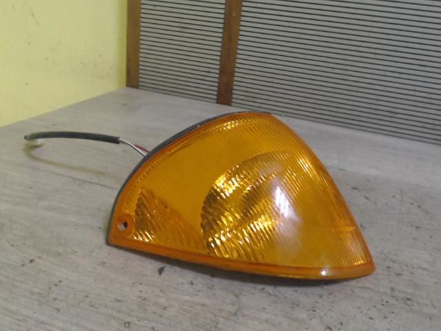 bontott SUZUKI SWIFT II Jobb első Irányjelző