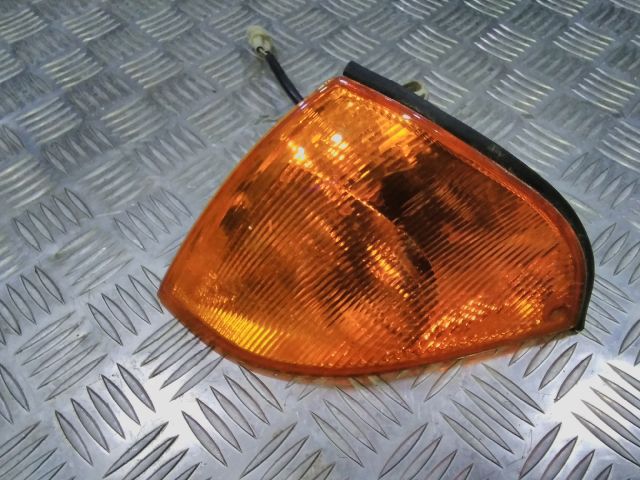 bontott SUZUKI SWIFT II Jobb első Irányjelző