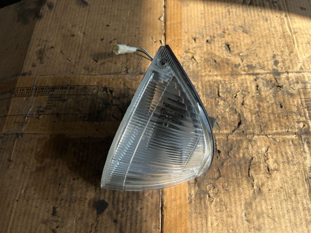 bontott SUZUKI SWIFT II Jobb első Irányjelző