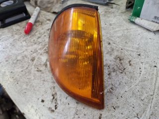 bontott SUZUKI SWIFT II Jobb első Irányjelző