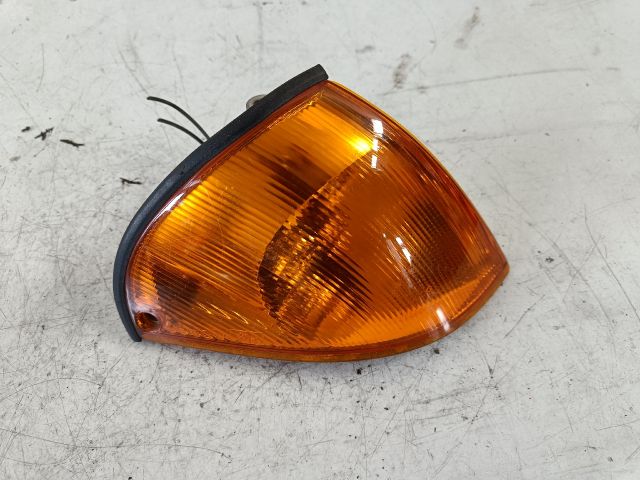 bontott SUZUKI SWIFT II Jobb első Irányjelző