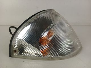 bontott SUZUKI SWIFT II Jobb első Irányjelző
