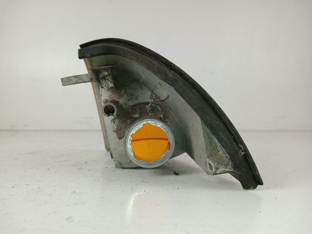 bontott SUZUKI SWIFT II Jobb első Irányjelző