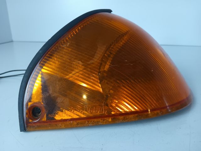 bontott SUZUKI SWIFT II Jobb első Irányjelző