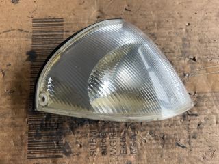 bontott SUZUKI SWIFT II Jobb első Irányjelző