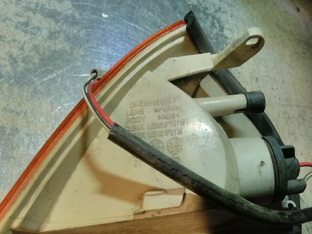 bontott SUZUKI SWIFT II Jobb első Irányjelző