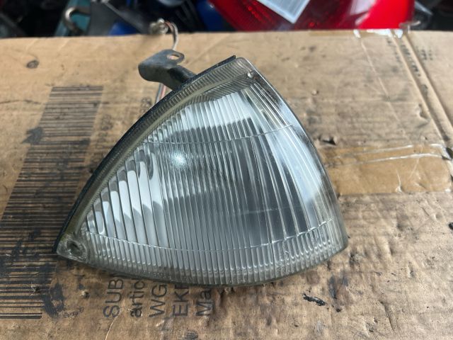 bontott SUZUKI SWIFT II Jobb első Irányjelző