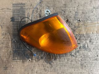 bontott SUZUKI SWIFT II Jobb első Irányjelző