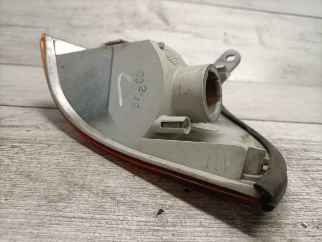 bontott SUZUKI SWIFT II Jobb első Irányjelző