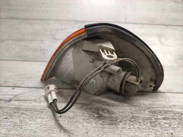 bontott SUZUKI SWIFT II Jobb első Irányjelző