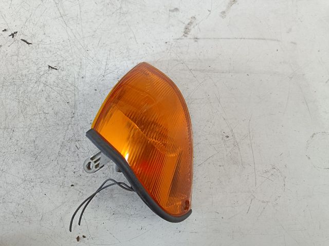 bontott SUZUKI SWIFT II Jobb első Irányjelző