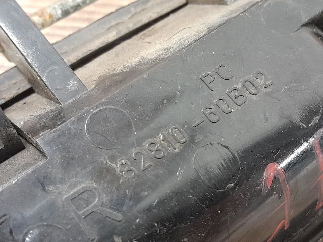 bontott SUZUKI SWIFT II Jobb első Külső Kilincs