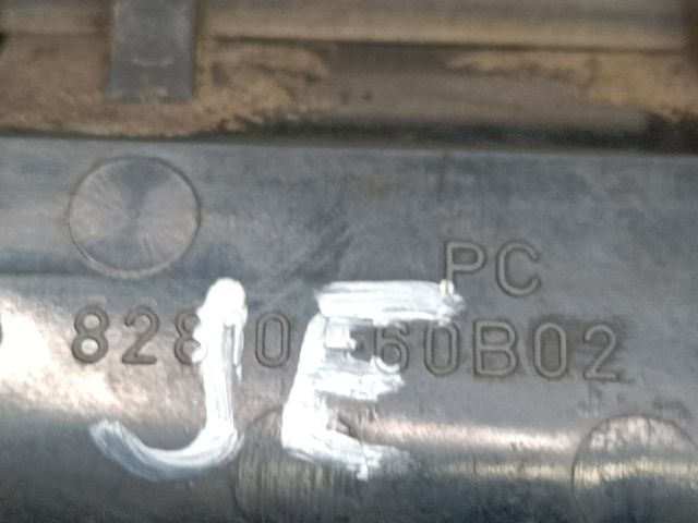 bontott SUZUKI SWIFT II Jobb első Külső Kilincs