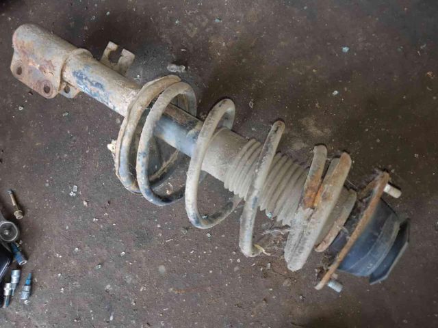 bontott SUZUKI SWIFT II Jobb első Lengéscsillapító