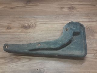 bontott SUZUKI SWIFT II Jobb első Sárvédő Gumi